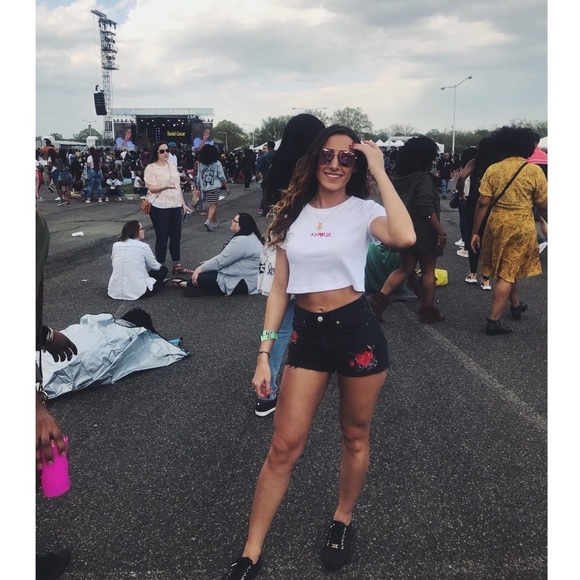 Rose Black Distressed Denim Shorts by H&M (Size 4) - Picture 2 of 4